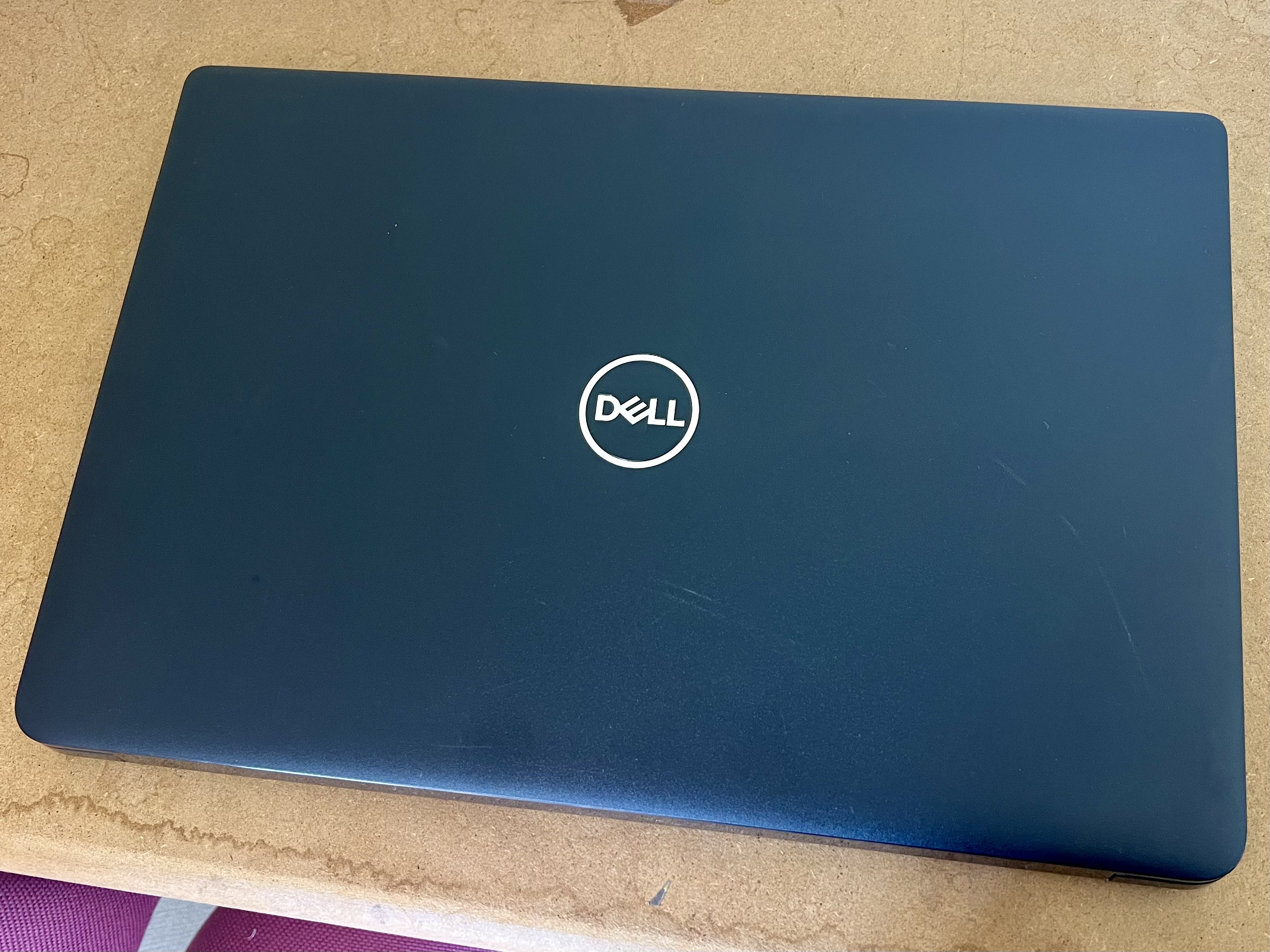 Dell製 ノートパソコン Latitude 3500
